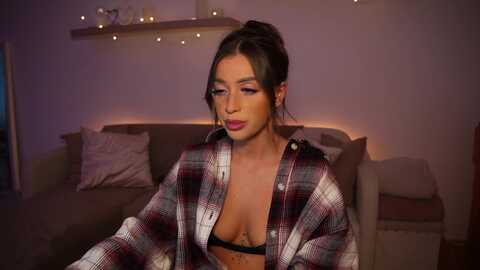 emma_ruby @ myfreecams on 20231231