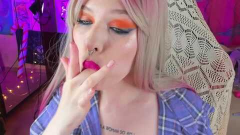 ahegao_girl @ myfreecams on 20240101