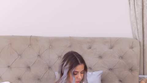 kyliebenton @ myfreecams on 20240101