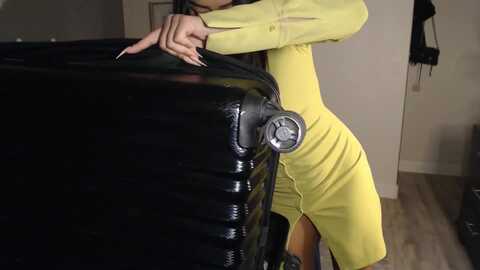 yourgoddesslu @ myfreecams on 20240101