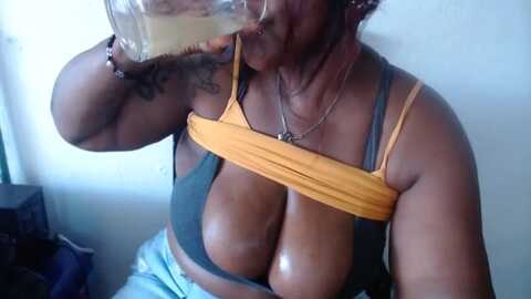 assbigxhot9 @ myfreecams on 20240102