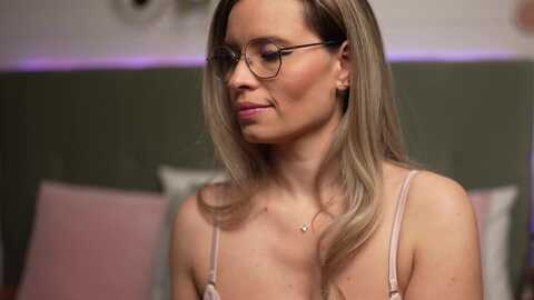brandywhite @ myfreecams on 20240102