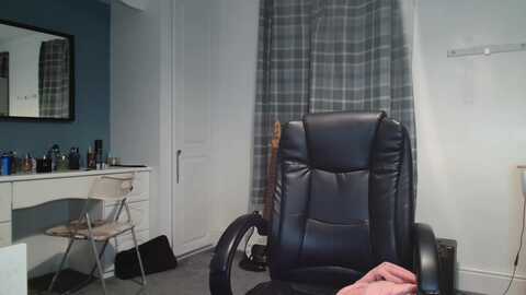 ellebloom @ myfreecams on 20240102