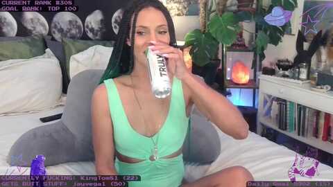 lunarlexxx @ myfreecams on 20240102