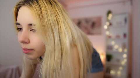 katie_kush18 @ myfreecams on 20240103