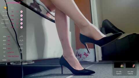 laura_schwarz @ myfreecams on 20240103