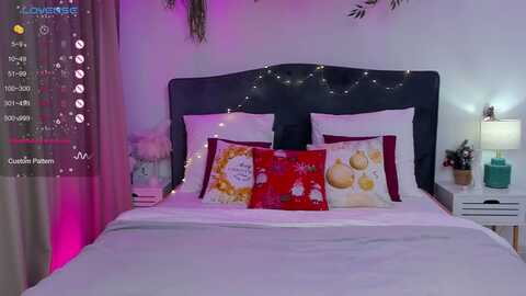 monaelisa @ myfreecams on 20240103