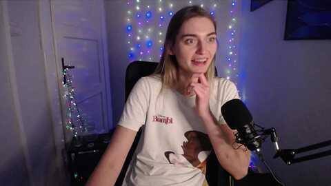 personyouneed @ myfreecams on 20240103