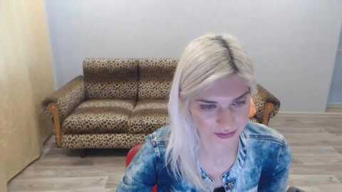 sexybeatriice @ myfreecams on 20240103