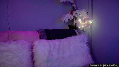 funsizedgal @ myfreecams on 20240104