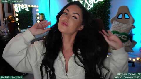 itskylieeh @ myfreecams on 20240104