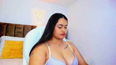 lola_evans_ @ myfreecams on 20240104