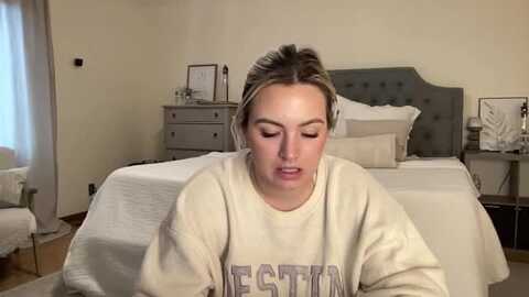 lynn_6 @ myfreecams on 20240104