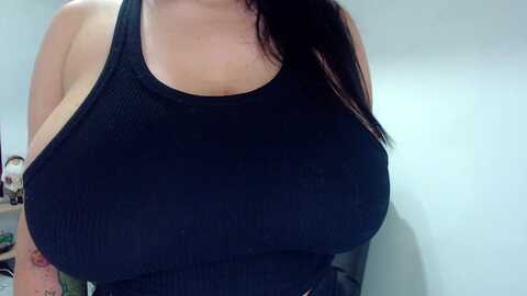 marcella_g @ myfreecams on 20240104