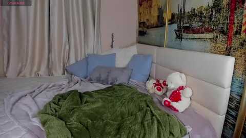 museinme @ myfreecams on 20240104