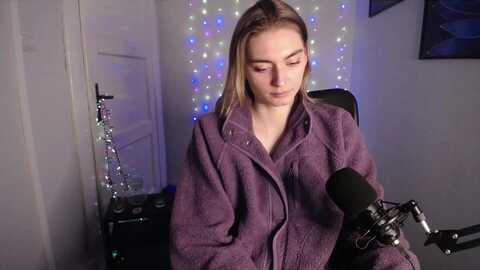 personyouneed @ myfreecams on 20240104