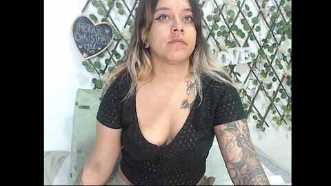 sammy_juteux @ myfreecams on 20240104