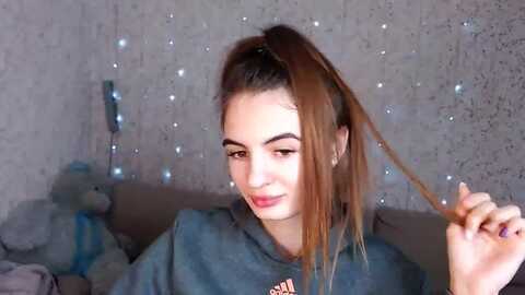 kristinamfc @ myfreecams on 20240105