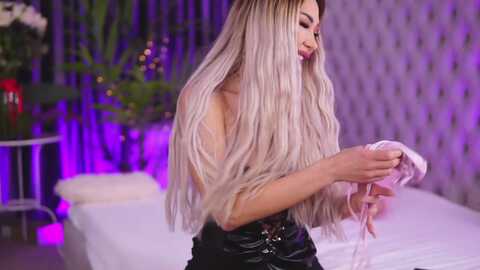 missmo0n1 @ myfreecams on 20240105