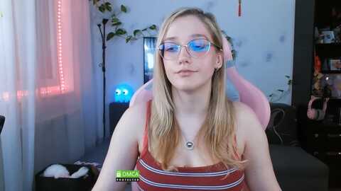 monicmoon18 @ myfreecams on 20240105