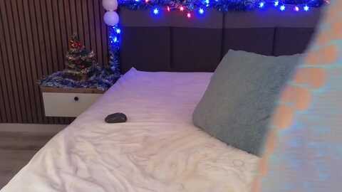 saradimond @ myfreecams on 20240105
