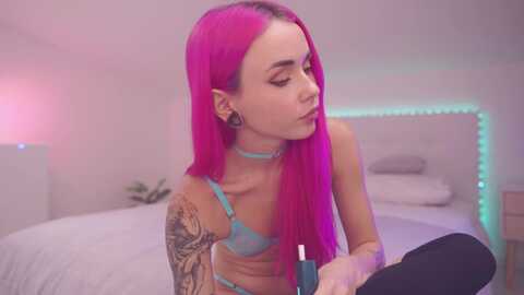 sarah_pink @ myfreecams on 20240105
