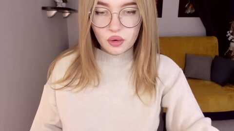 violarose @ myfreecams on 20240105