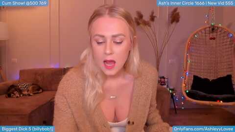 ashleylove @ myfreecams on 20240106