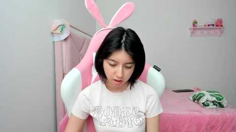 cherrycute666 @ myfreecams on 20240106