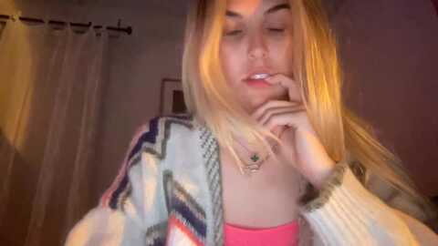 cutiepiekayla @ myfreecams on 20240106