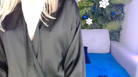 horny_blond @ myfreecams on 20240106