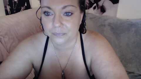 kylie_mcfly @ myfreecams on 20240106