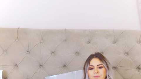 kyliebenton @ myfreecams on 20240106