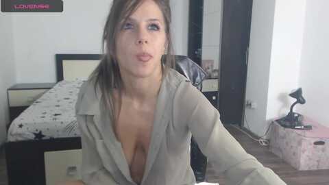 miyahale @ myfreecams on 20240106
