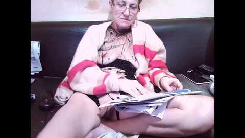 sexygeny @ myfreecams on 20240106