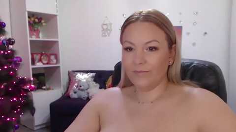 a_baby_boo @ myfreecams on 20240107