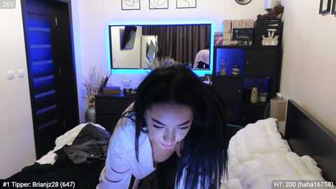 endlesssjoy @ myfreecams on 20240107