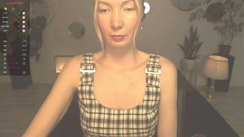 lasss4 @ myfreecams on 20240107