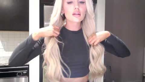 officialelsa @ myfreecams on 20240107