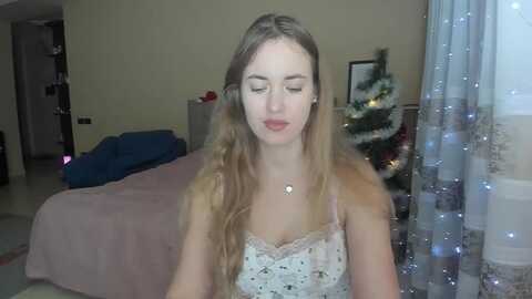 sweetblonde20 @ myfreecams on 20240107