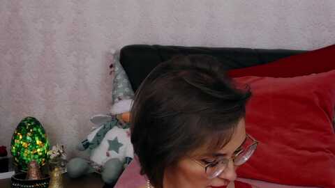 carojones @ myfreecams on 20240108