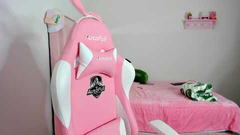 cherrycute666 @ myfreecams on 20240108