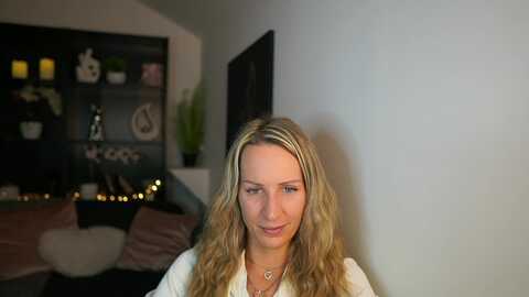 nikki__sexx__ @ myfreecams on 20240108