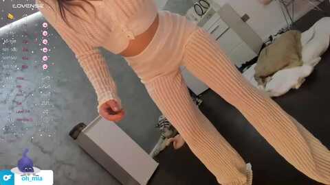 ohmymiaa @ myfreecams on 20240108