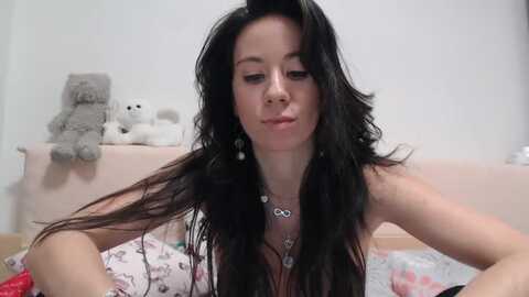 roselynmoon @ myfreecams on 20240108