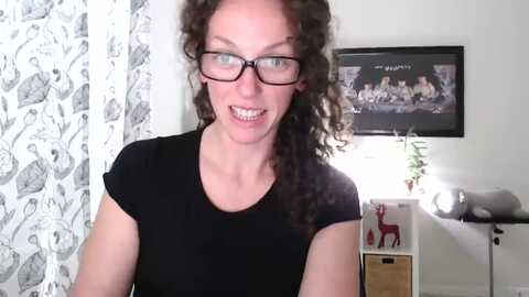 sarah_stark @ myfreecams on 20240108