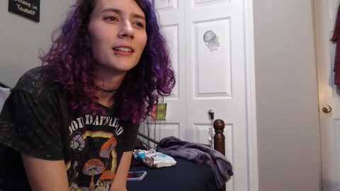 violethooper1 @ myfreecams on 20240108