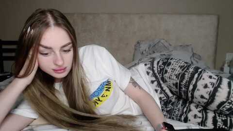 abby__x @ myfreecams on 20240109