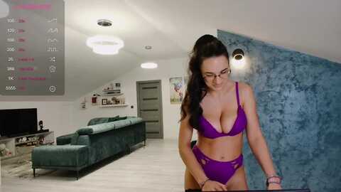 anastasia331 @ myfreecams on 20240109