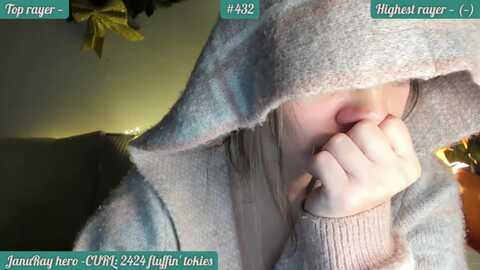 fluffinrayray @ myfreecams on 20240109